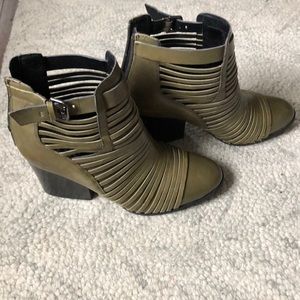 Circus by Sam Edelman Green Leather Booties 8.5
